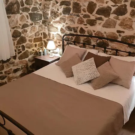 Village * Návplio