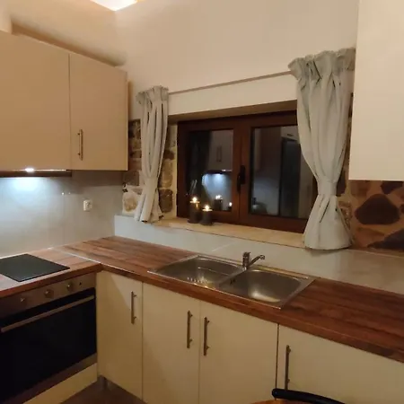 Hétvégi ház Village