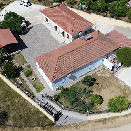 Hétvégi ház Village