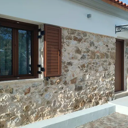 Εξοχικό σπίτι Village