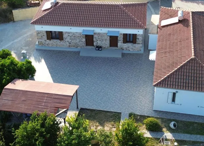 Village * Ναύπλιο