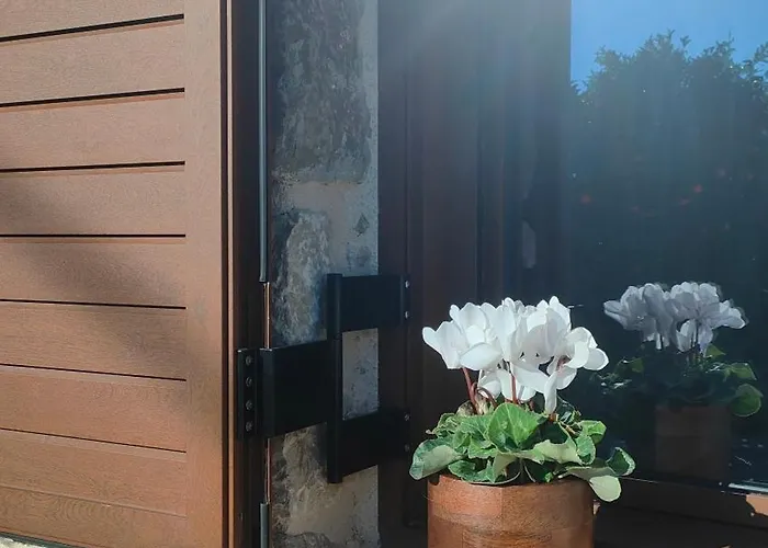 Εξοχικό σπίτι Village *