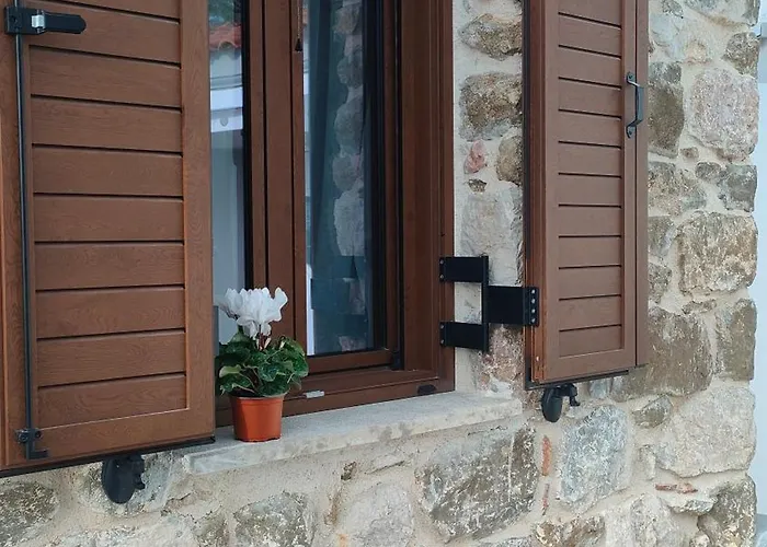 Village * Ναύπλιο